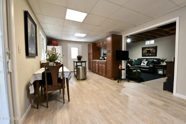 $390,000 | 10 Lakeside Estate, Corinth, NY 12822