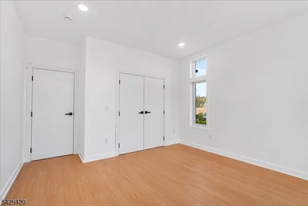 $2,200 | 1108 McBride Avenue, Unit 4, Woodland Park, NJ 07424