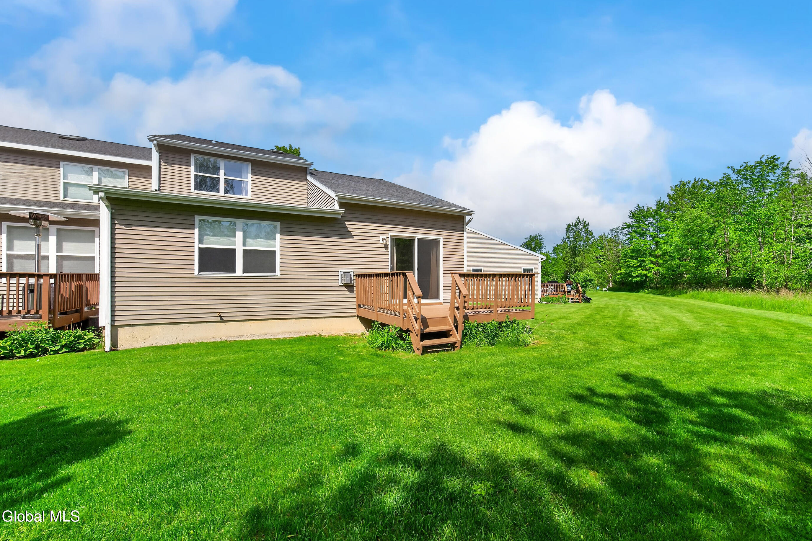 108 Harvard Road Colonie, NY 12189 - Photo 22 of 24 013-108-Harvard-Road-Watervliet-NY-12189