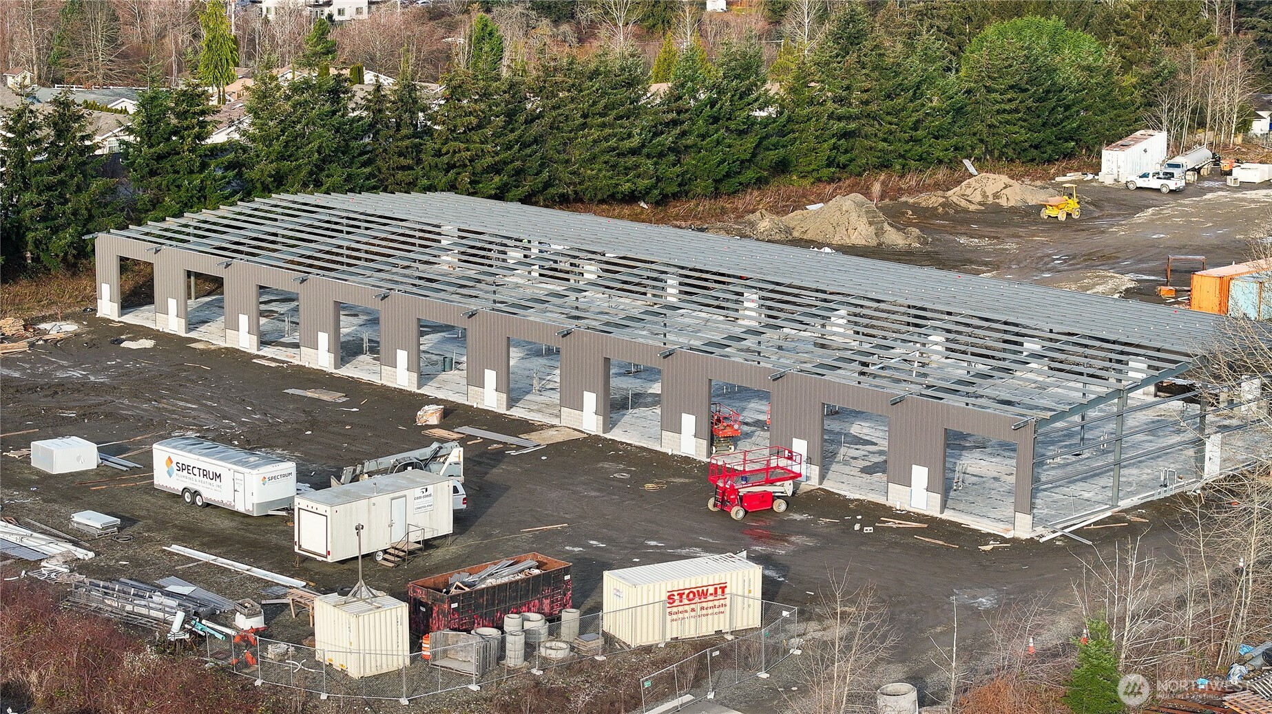 1631 Jills Court, Unit 5 Bellingham, WA 98226 - Photo 4 of 14 a front view of a house with yard