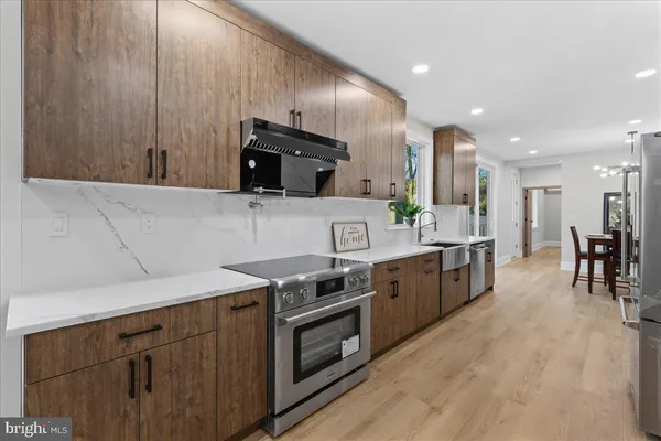 $1,200,000 | 6 Echo Avenue, Moorestown, NJ 08057