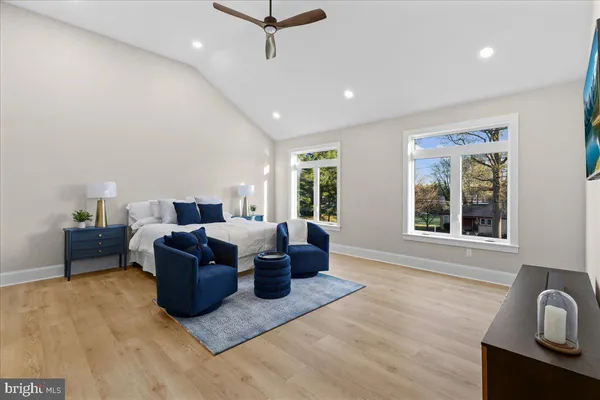 $1,200,000 | 6 Echo Avenue, Moorestown, NJ 08057