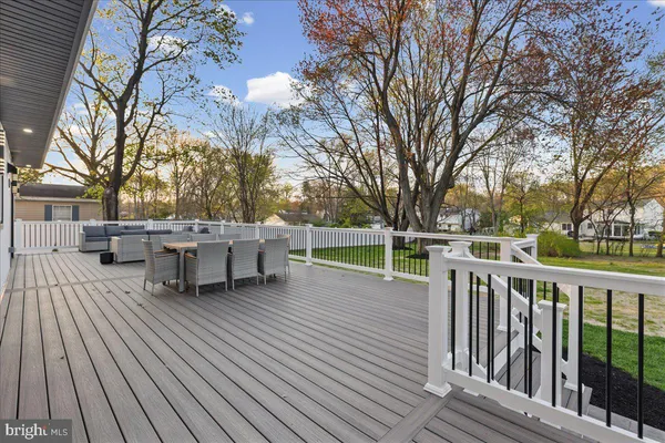 $1,200,000 | 6 Echo Avenue, Moorestown, NJ 08057