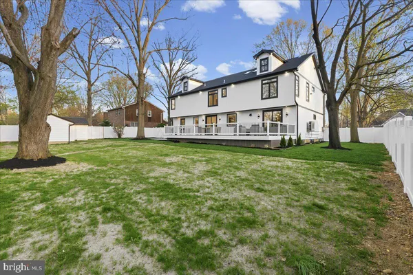 $1,200,000 | 6 Echo Avenue, Moorestown, NJ 08057