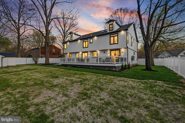 $1,200,000 | 6 Echo Avenue, Moorestown, NJ 08057