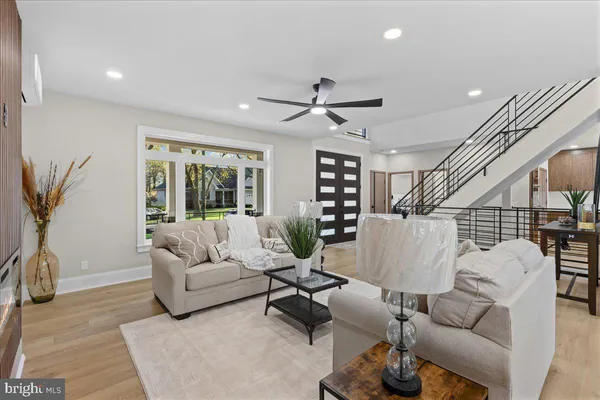 $1,200,000 | 6 Echo Avenue, Moorestown, NJ 08057