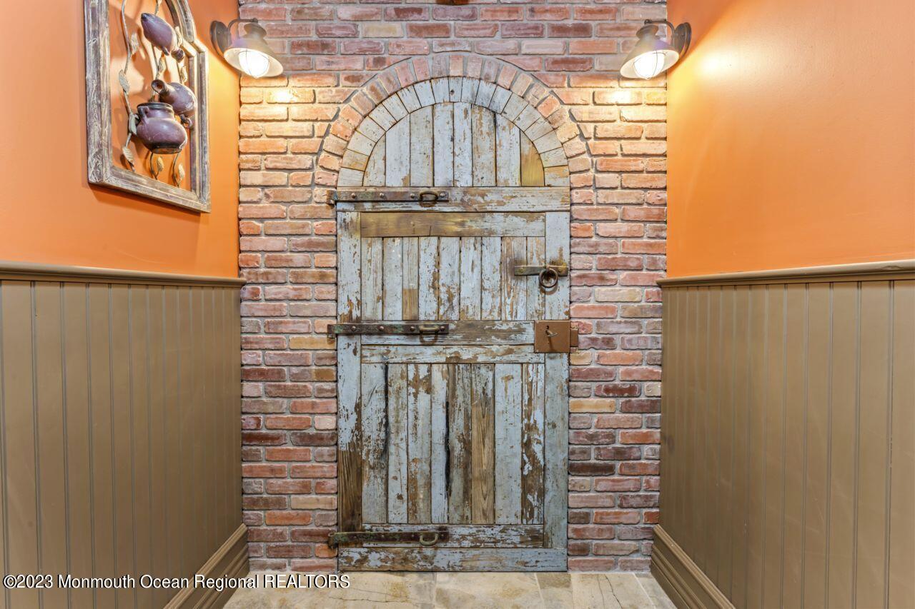 684 Oak Glen Road Howell, NJ 07731 - Photo 35 of 54 DSC01635