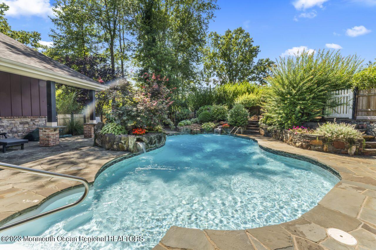 684 Oak Glen Road Howell, NJ 07731 - Photo 46 of 54 DSC02008