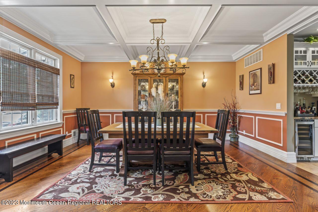 684 Oak Glen Road Howell, NJ 07731 - Photo 7 of 54 DSC01805