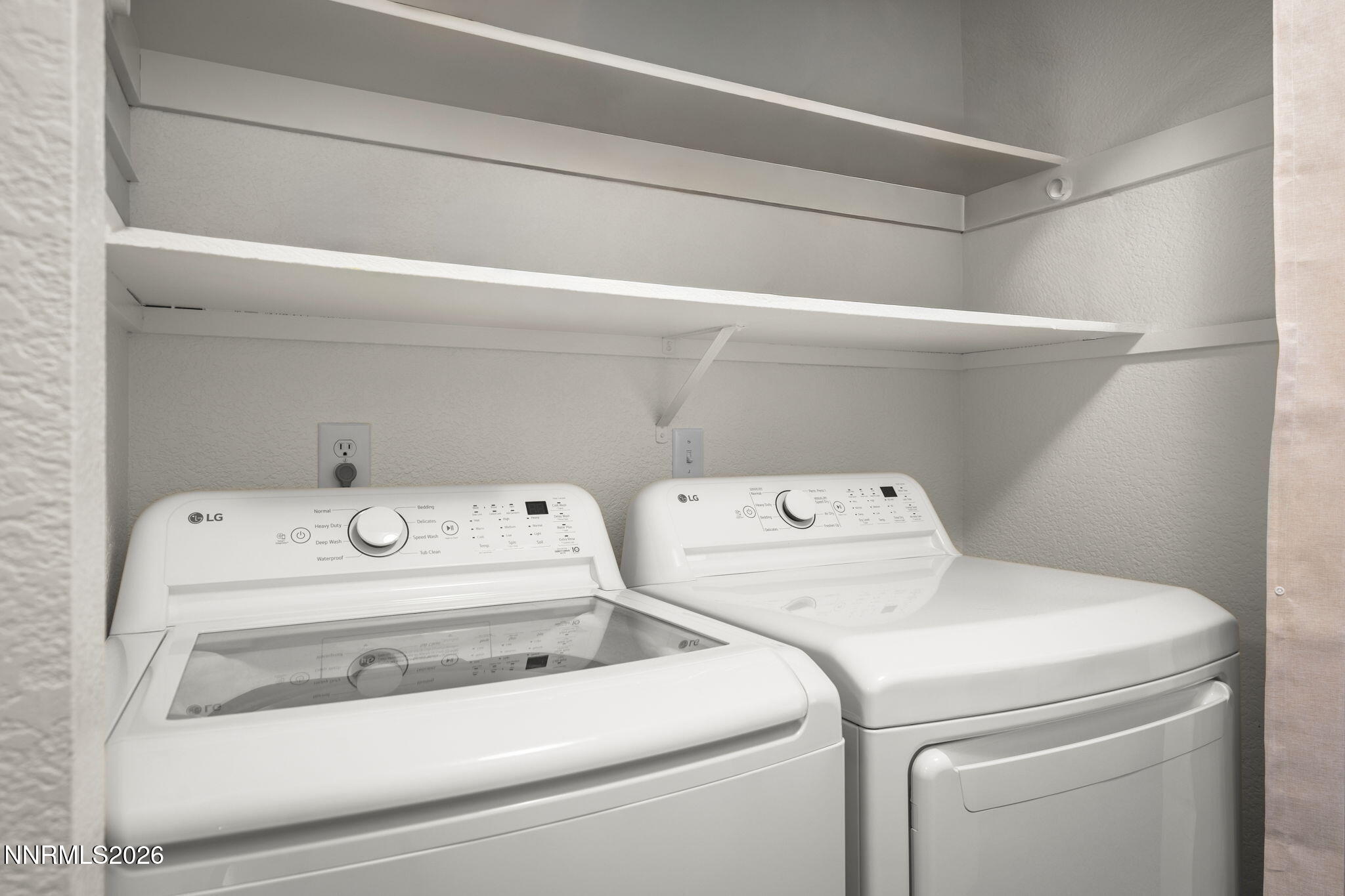 8455 Red Baron Boulevard Reno, NV 89506 - Photo 8 of 15 21-web-or-mls-_DSC2088