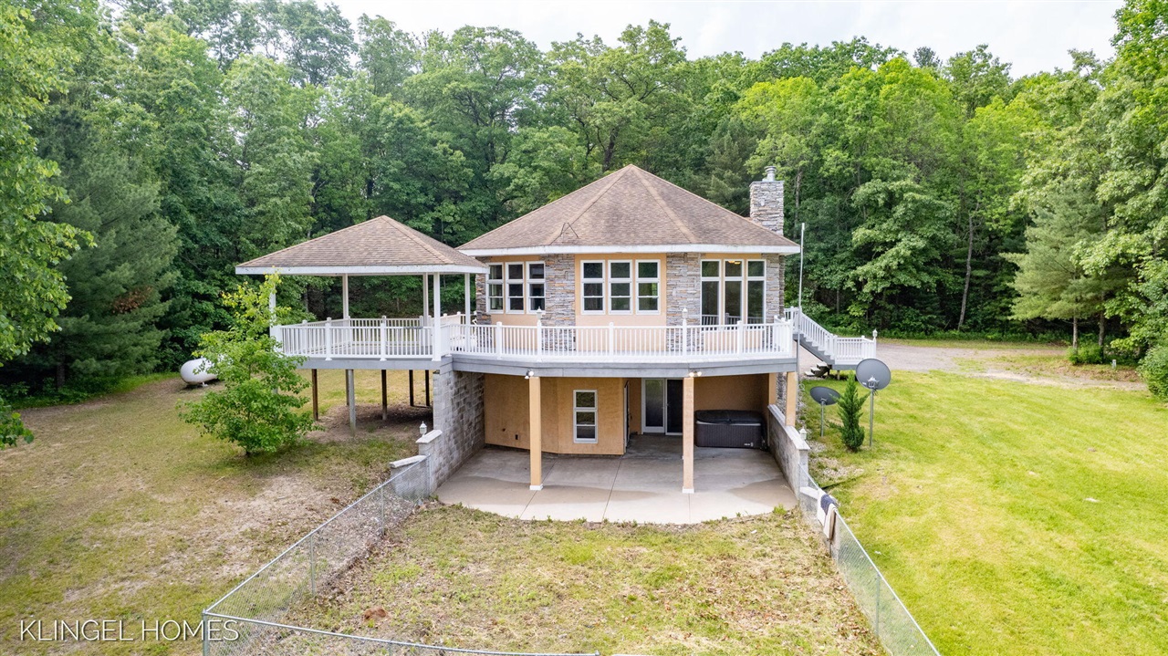 706 West Skeels Road Montague, MI 49437 - Photo 37 of 44 Gallery Image 37