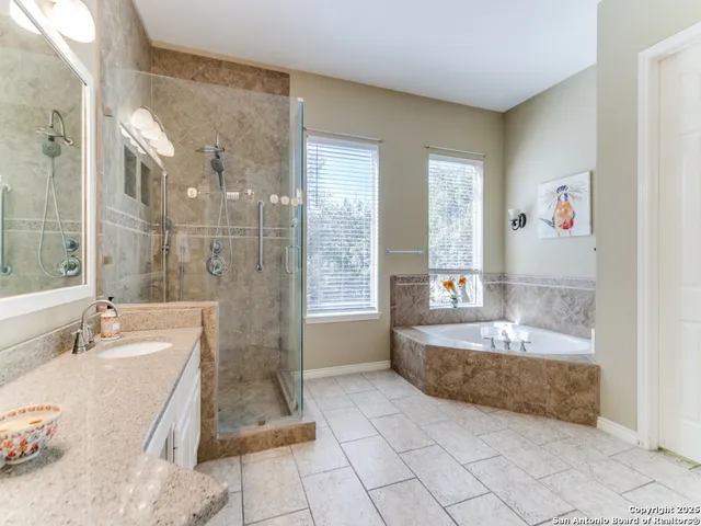 $735,000 | 8914 Woodland Parkway, Boerne, TX 78015