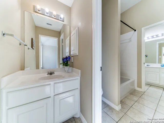 $735,000 | 8914 Woodland Parkway, Boerne, TX 78015