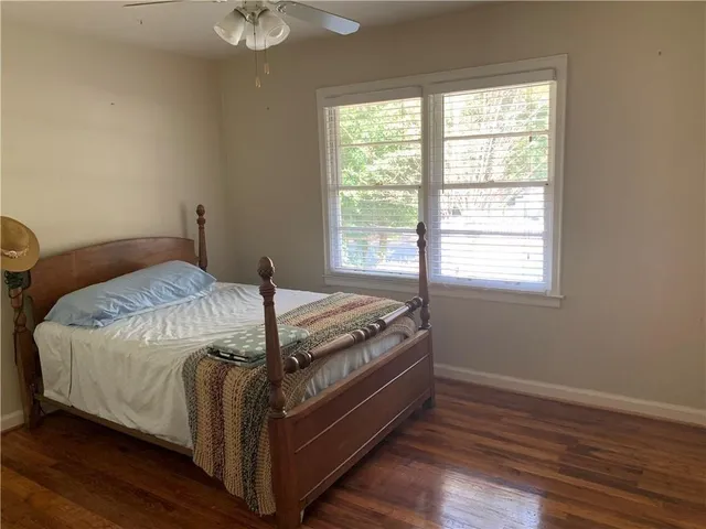 $2,200 | 1910 La Dawn Lane Northwest, Atlanta, GA 30318