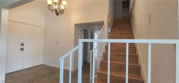 $2,400 | 413 Norwood Lane, Las Vegas, NV 89107