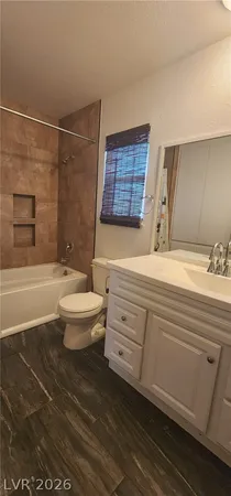 $2,400 | 413 Norwood Lane, Las Vegas, NV 89107