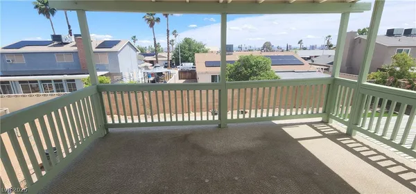$2,400 | 413 Norwood Lane, Las Vegas, NV 89107