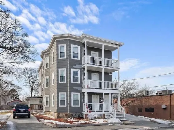 $3,200 | 11 Taylor Avenue, Unit 2, Brockton, MA 02302