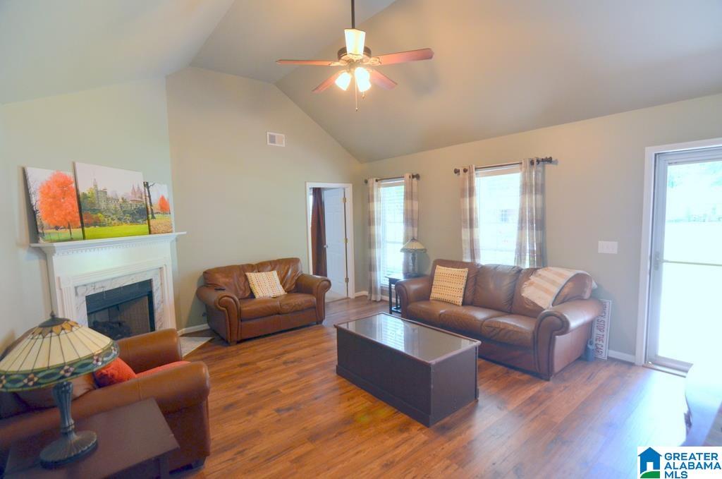 237 Silverstone Lane Alabaster, AL 35007 - Photo 10 of 50