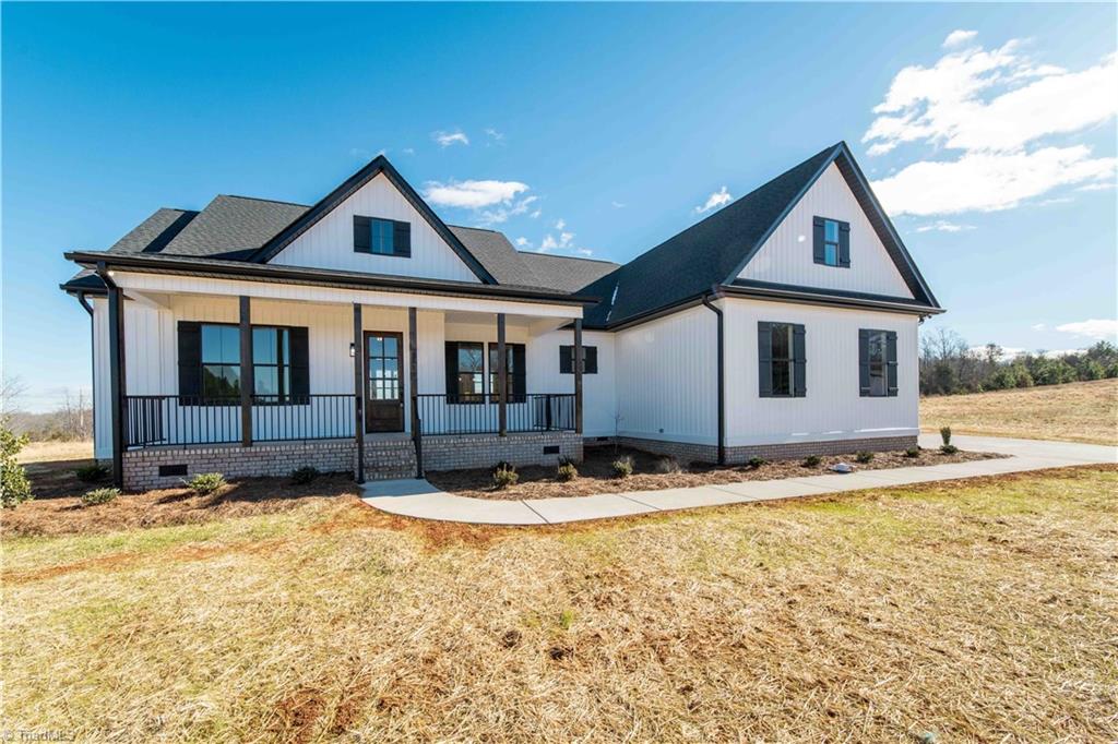 3639 Beasley School Road Sandy Ridge, NC 27046 - Photo 3 of 38