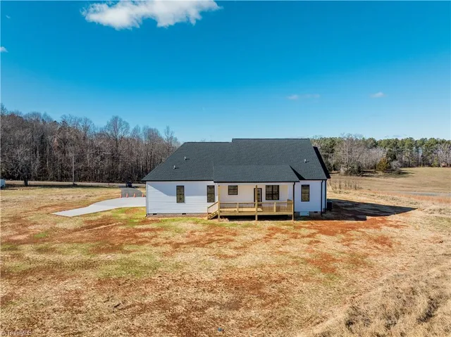 $899,900 | 3639 Beasley School Road, Sandy Ridge, NC 27046