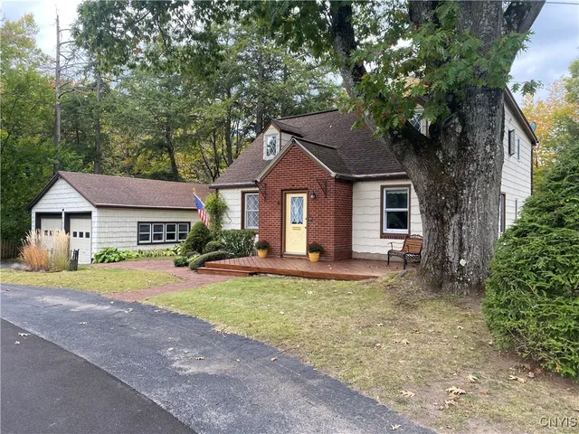 $389,900 | 18 Morris Circle, New Hartford, NY 13413