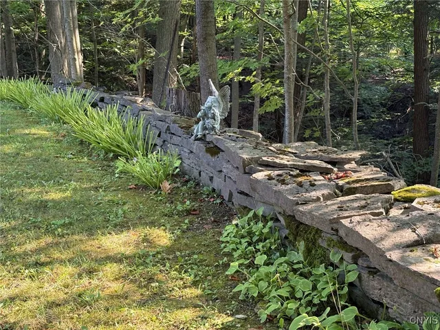 $389,900 | 18 Morris Circle, New Hartford, NY 13413