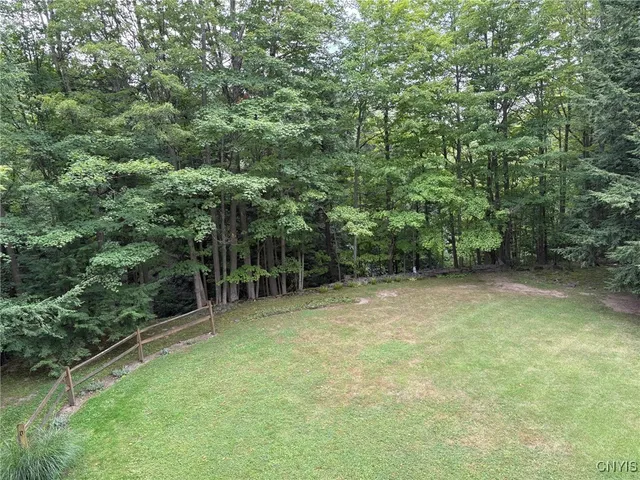 $389,900 | 18 Morris Circle, New Hartford, NY 13413