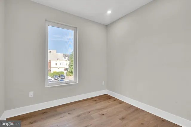 $1,900 | 1915 Benning Road Northeast, Unit 2, Washington, DC 20002