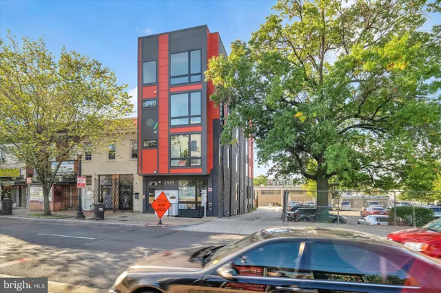 $1,900 | 1915 Benning Road Northeast, Unit 2, Washington, DC 20002