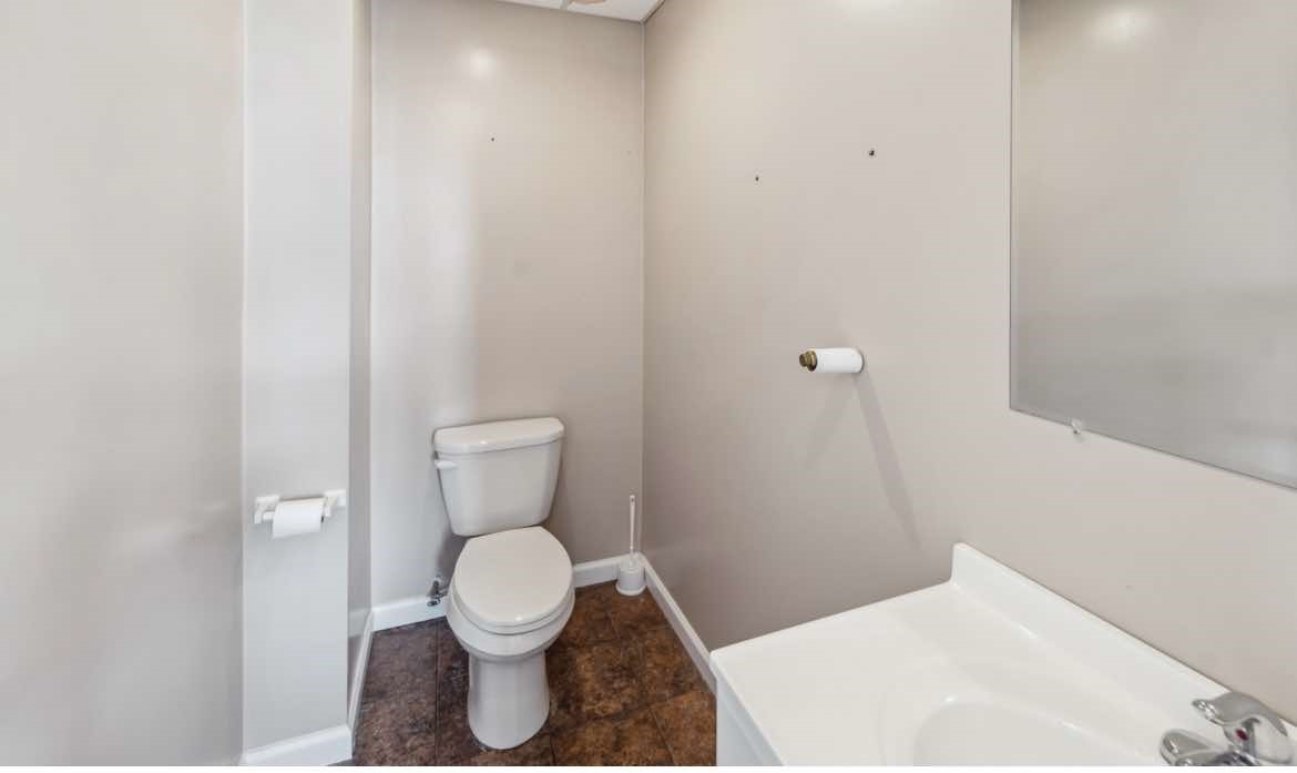 3212 East Main Street Endwell, NY 13760 - Photo 14 of 49