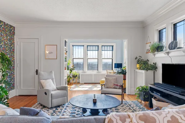 $285,000 | 875 St Clair Avenue, Unit 3, St. Paul, MN 55105