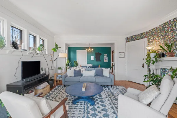 $285,000 | 875 St Clair Avenue, Unit 3, St. Paul, MN 55105