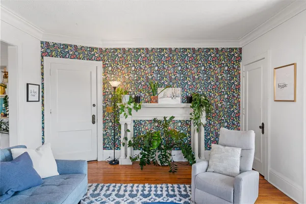 $285,000 | 875 St Clair Avenue, Unit 3, St. Paul, MN 55105