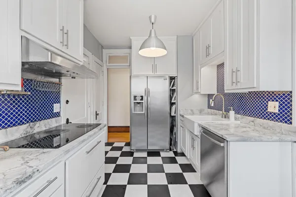 $285,000 | 875 St Clair Avenue, Unit 3, St. Paul, MN 55105