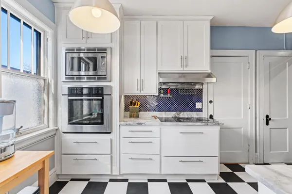 $285,000 | 875 St Clair Avenue, Unit 3, St. Paul, MN 55105