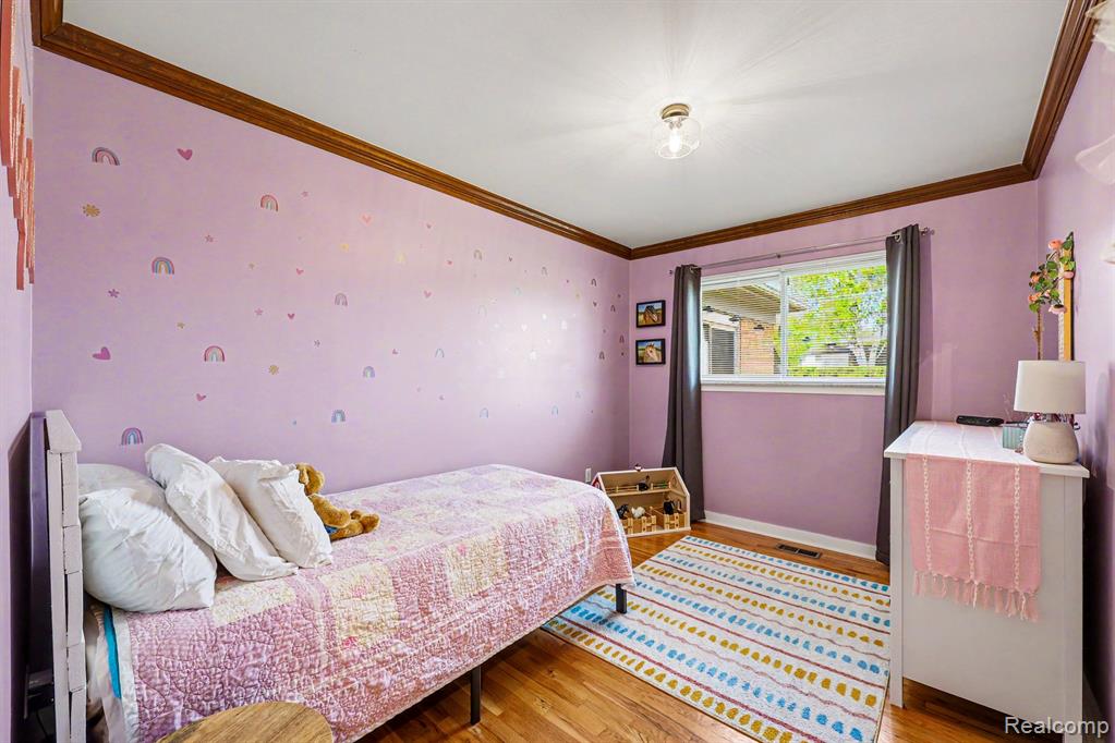 47391 Kathleen Road Macomb, MI 48044 - Photo 15 of 25