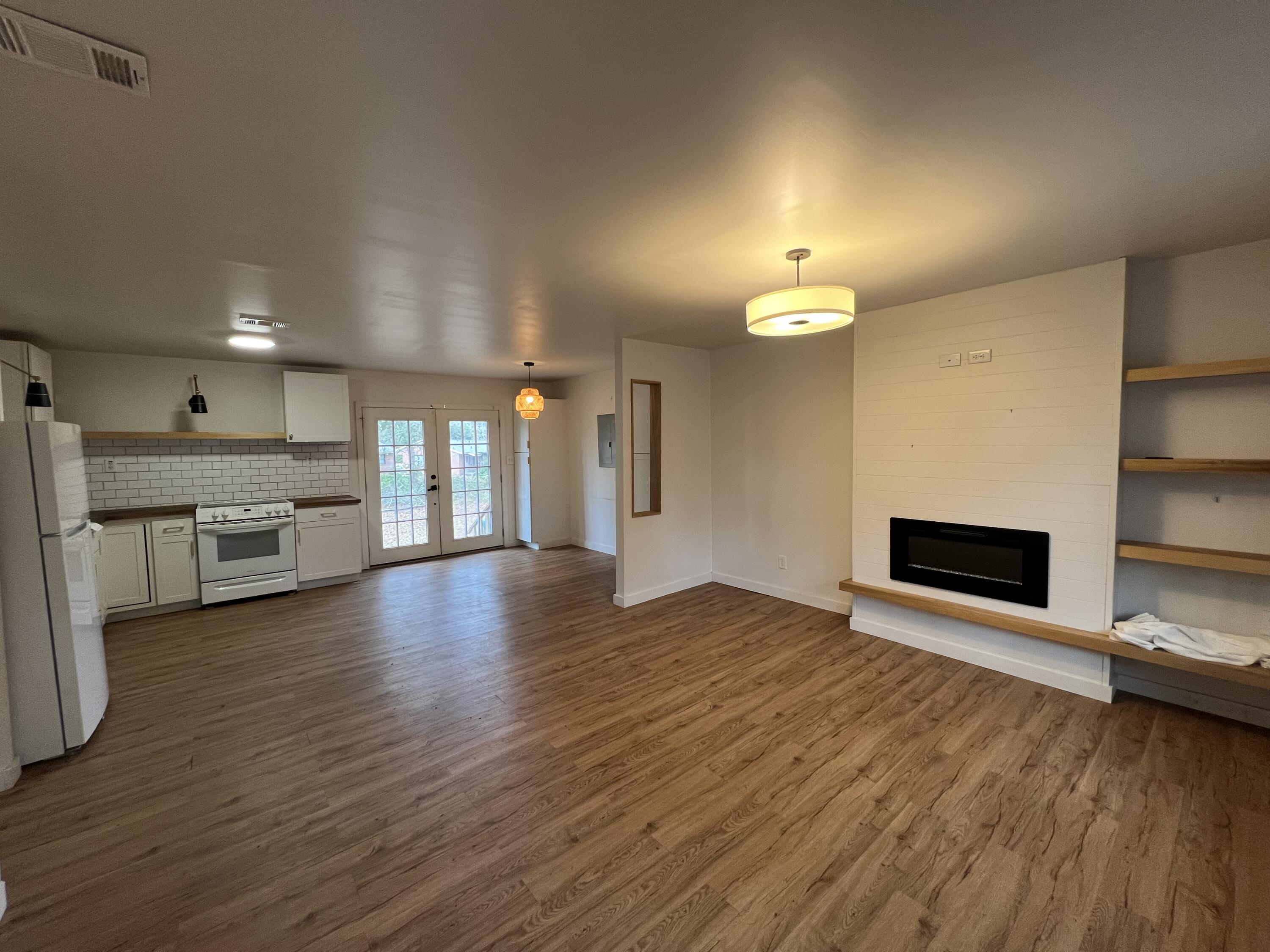 865 Clements Street Thomson, GA 30824 - Photo 4 of 20 IMG_7985