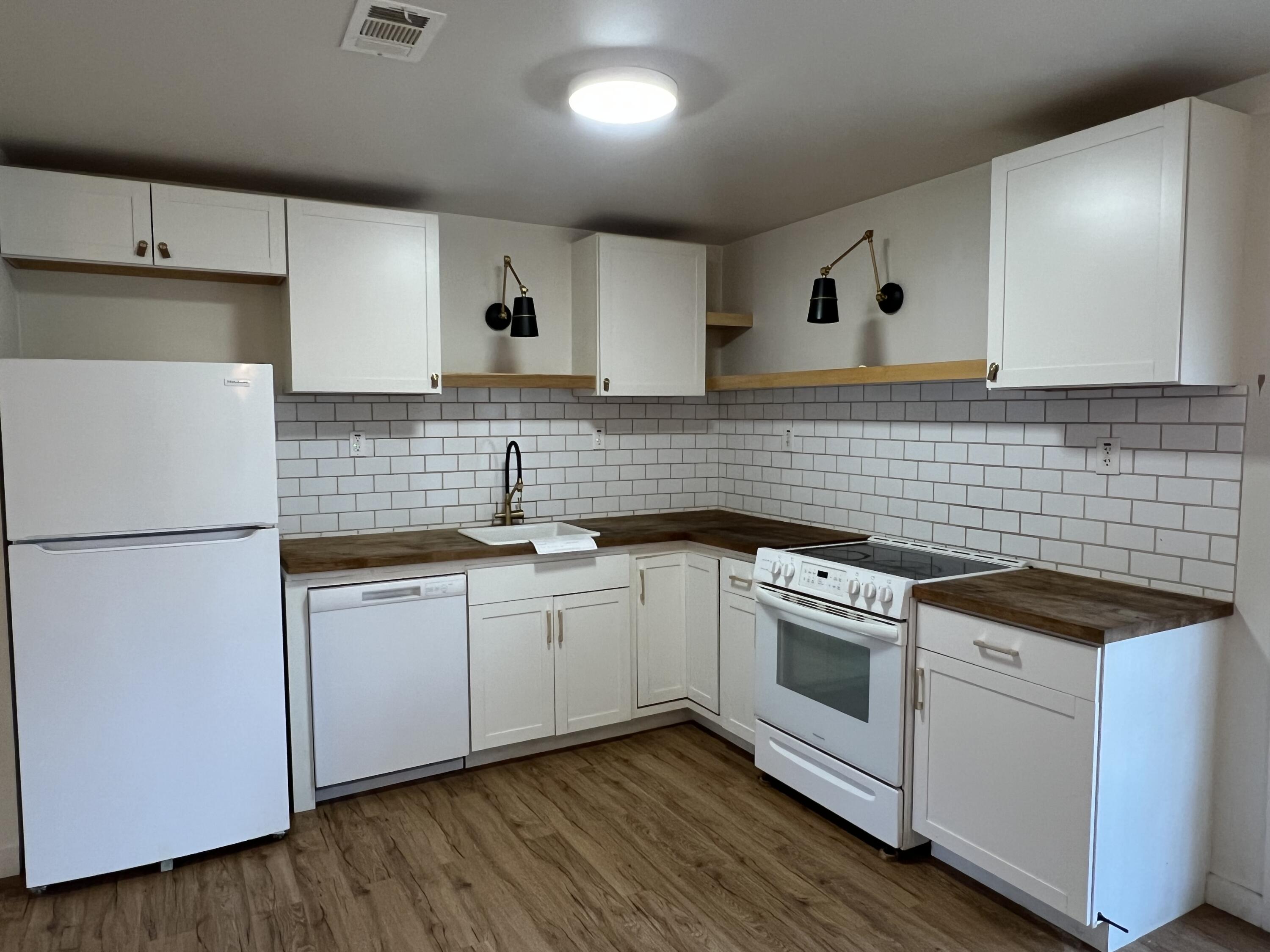 865 Clements Street Thomson, GA 30824 - Photo 6 of 20 IMG_7987