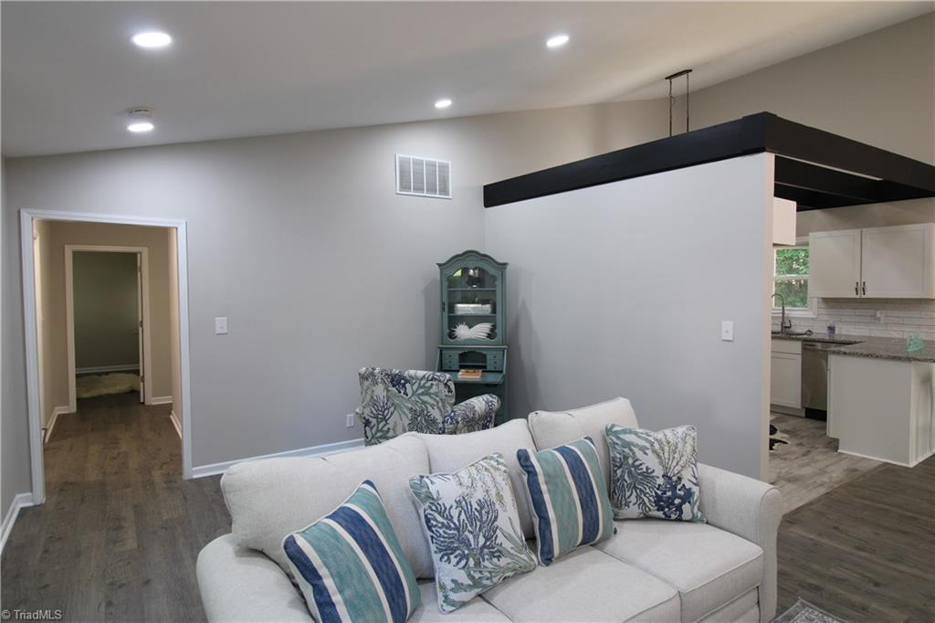 1708 Three Meadows Road Greensboro, NC 27455 - Photo 8 of 38 Gallery Image 8