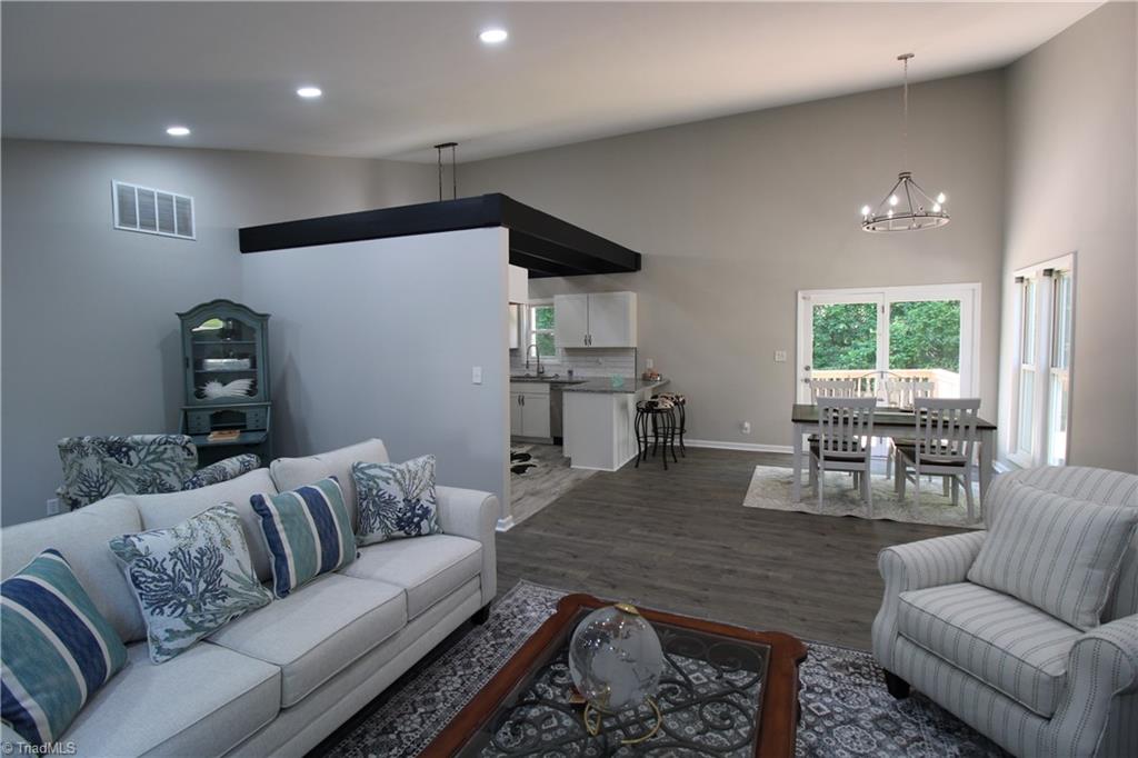 1708 Three Meadows Road Greensboro, NC 27455 - Photo 9 of 38 Gallery Image 9