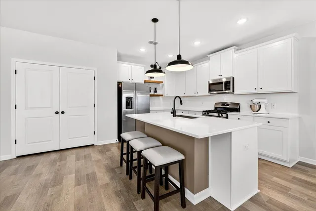 $399,000 | 212 Parkwood Vista Way, Summerville, SC 29486