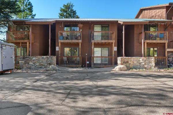 $300,000 | 300 West 32nd Street, Unit 102, Durango, CO 81301