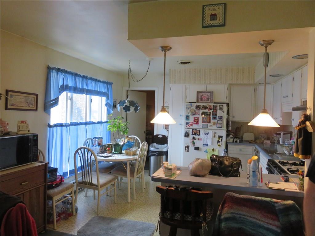 330 Adams Street Rochester, PA 15074 - Photo 13 of 25 One bedroom unit kitchen