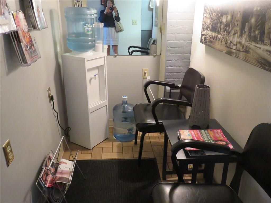 330 Adams Street Rochester, PA 15074 - Photo 18 of 25 Commercial space waiting area