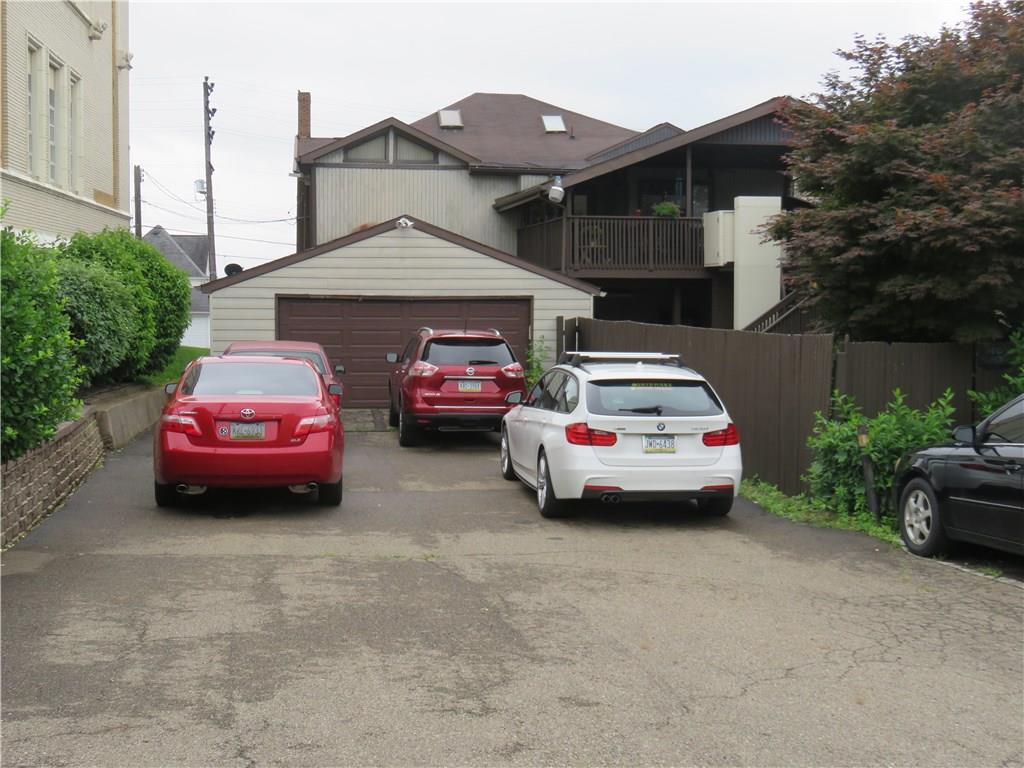330 Adams Street Rochester, PA 15074 - Photo 24 of 25 garage