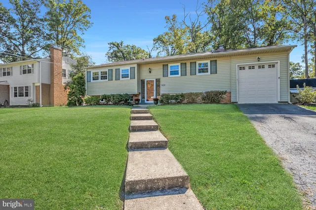 $799,900 | 8323 Wagon Wheel Road, Alexandria, VA 22309