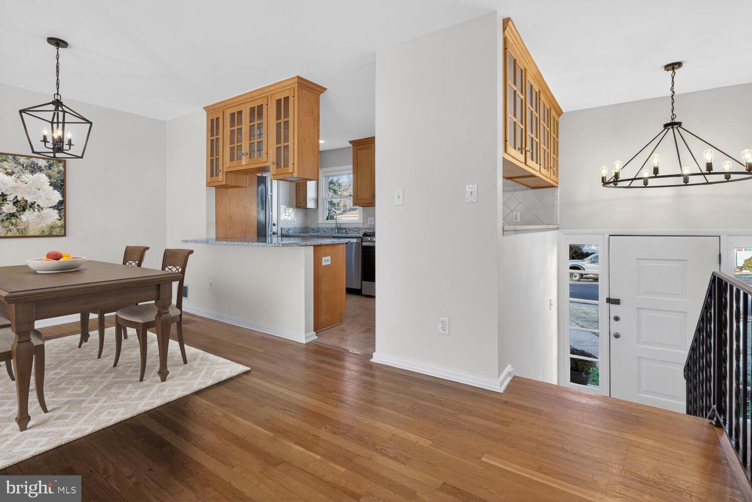 8323 Wagon Wheel Road Alexandria, VA 22309 - Photo 12 of 50 Dining Room