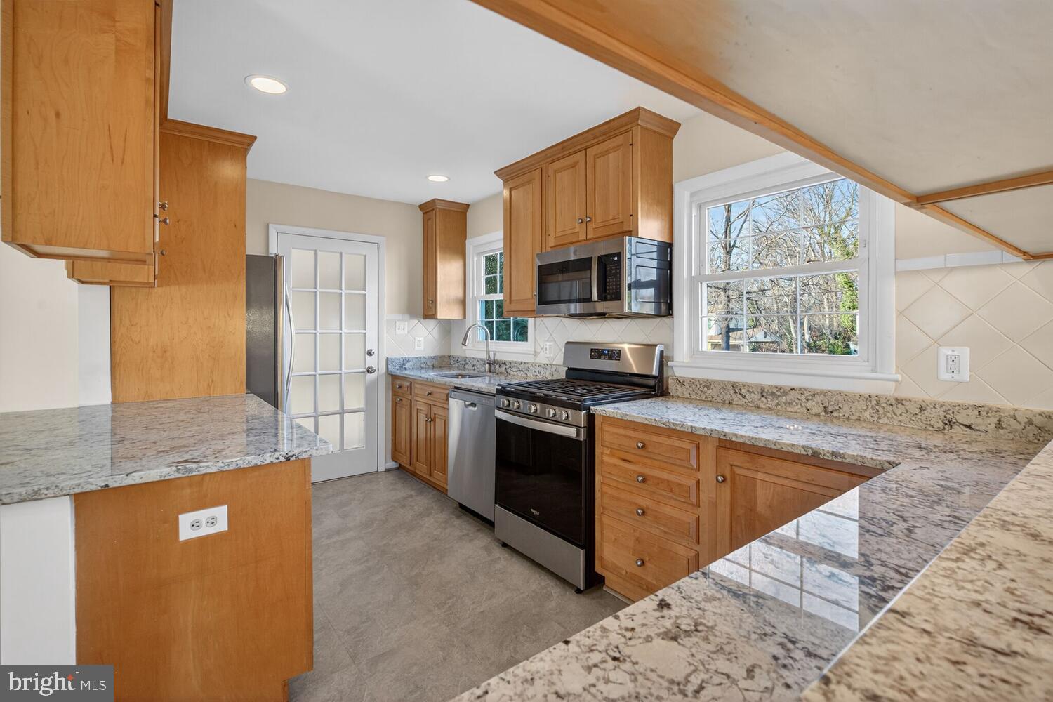 8323 Wagon Wheel Road Alexandria, VA 22309 - Photo 13 of 50 Kitchen