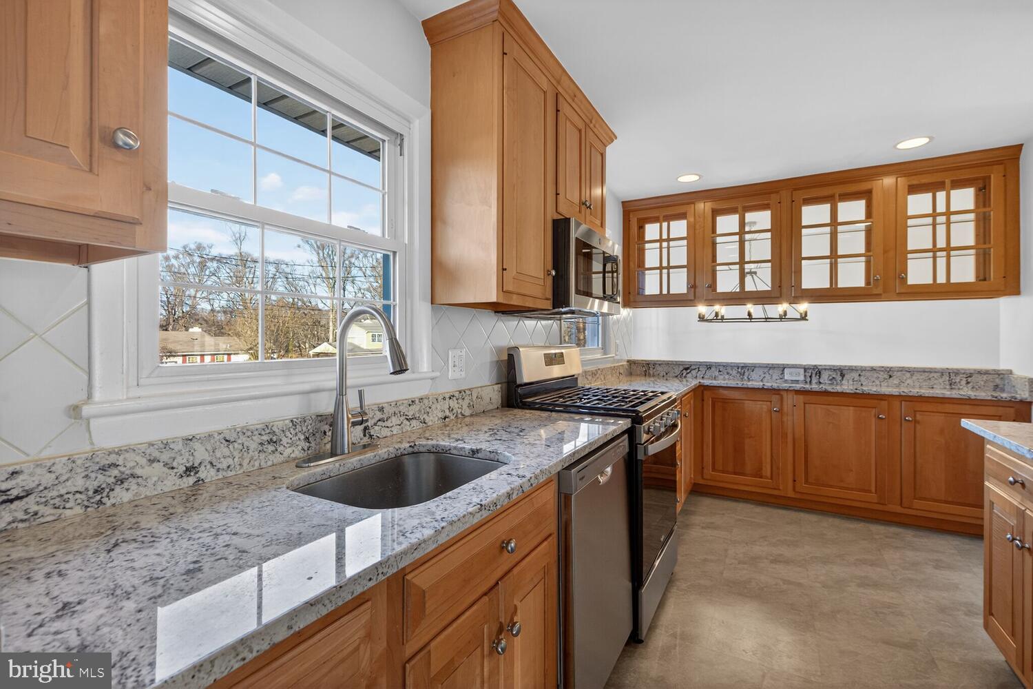 8323 Wagon Wheel Road Alexandria, VA 22309 - Photo 20 of 50 Kitchen